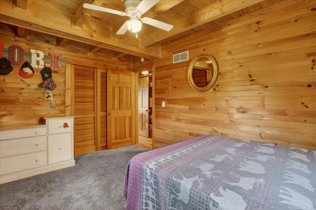 14601 Brookhurst Drive, Cement City, MI 49233