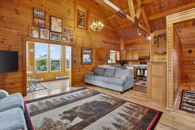 14601 Brookhurst Drive, Cement City, MI 49233