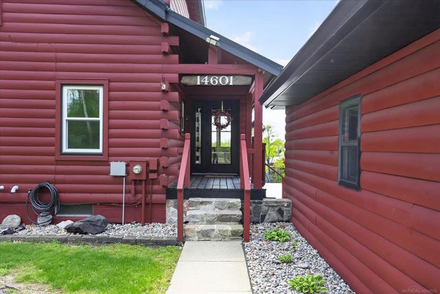 14601 Brookhurst Drive, Cement City, MI 49233