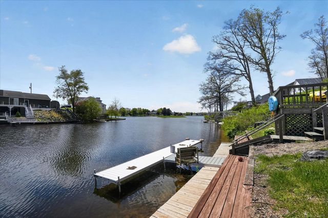 14601 Brookhurst Drive, Cement City, MI 49233