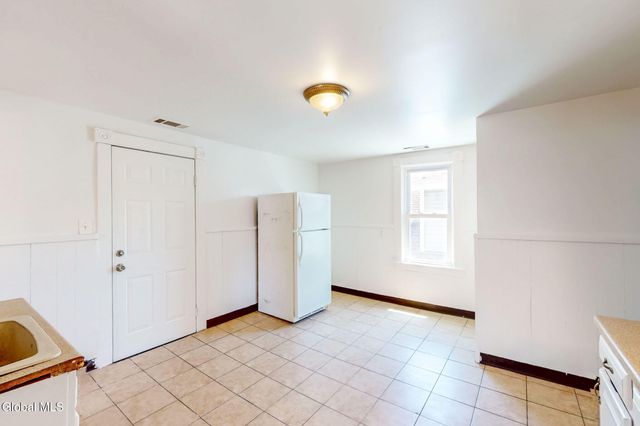 1315 Van Cortland Street, Schenectady, NY 12303