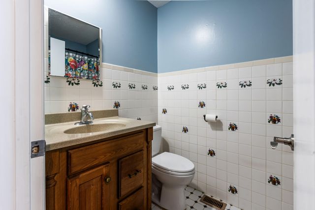 1114 Central Drive, Hixson, TN 37343