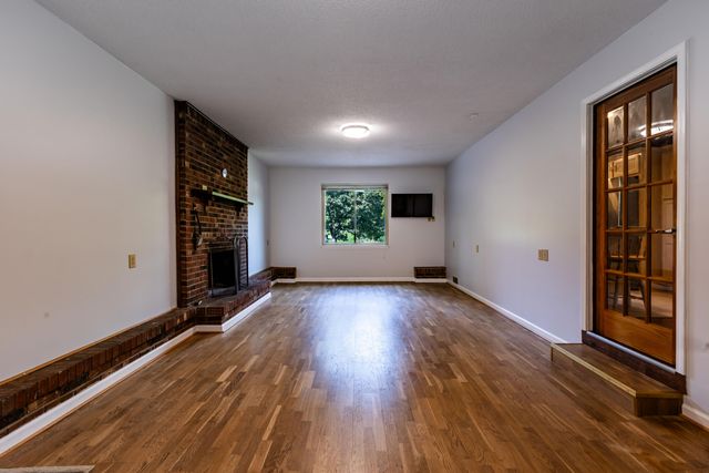 1114 Central Drive, Hixson, TN 37343