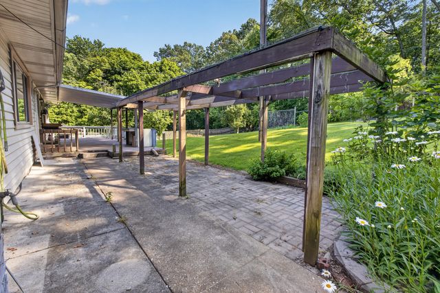 1114 Central Drive, Hixson, TN 37343