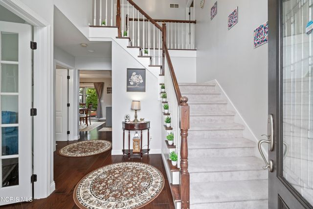 7710 Pilgrims Landing, Maumee, OH 43537