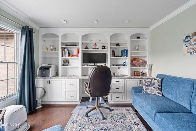 7710 Pilgrims Landing, Maumee, OH 43537