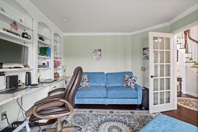 7710 Pilgrims Landing, Maumee, OH 43537