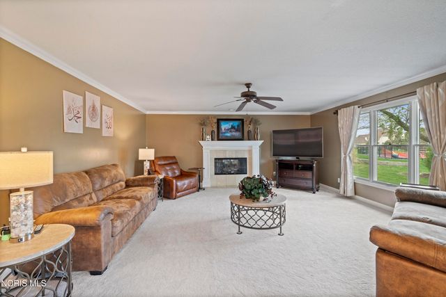 7710 Pilgrims Landing, Maumee, OH 43537