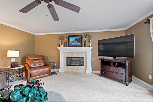 7710 Pilgrims Landing, Maumee, OH 43537