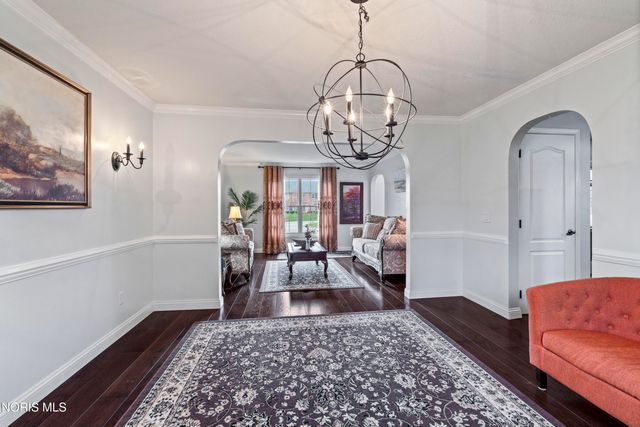 7710 Pilgrims Landing, Maumee, OH 43537