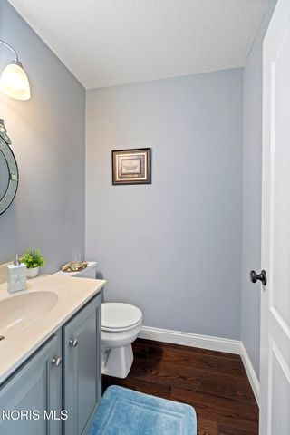 7710 Pilgrims Landing, Maumee, OH 43537