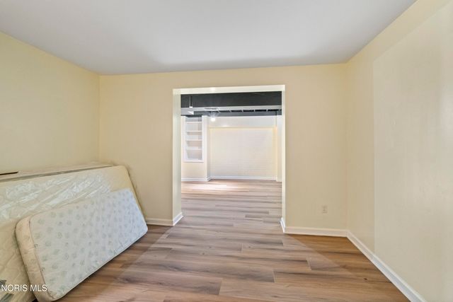 7710 Pilgrims Landing, Maumee, OH 43537