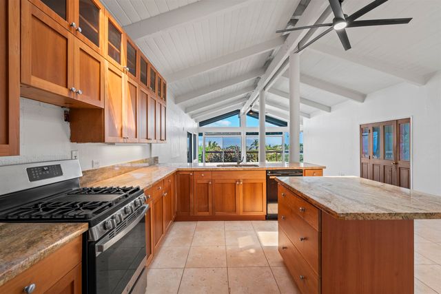 561 Kaleo Dr, Kihei, HI 96753