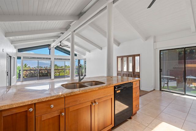 561 Kaleo Dr, Kihei, HI 96753