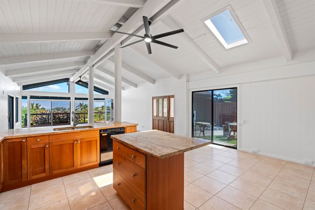 561 Kaleo Dr, Kihei, HI 96753
