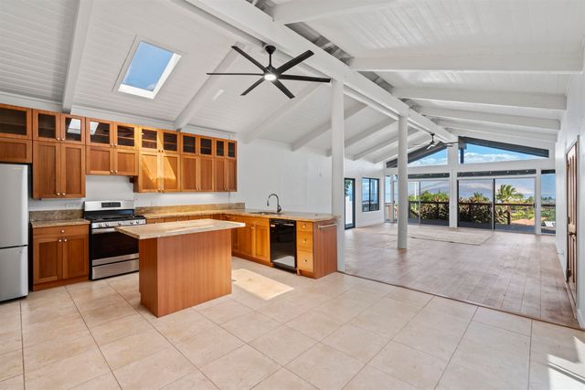 561 Kaleo Dr, Kihei, HI 96753