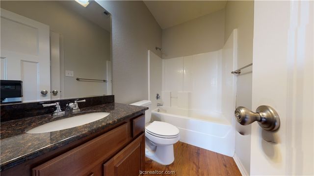 2501 Horse Shoe Drive, College Station, TX 77845