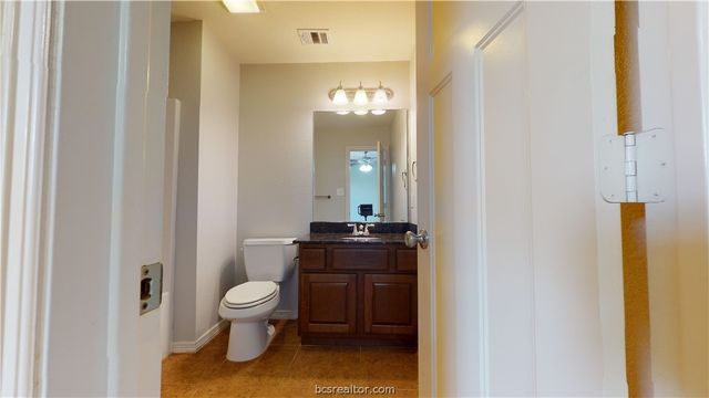 2501 Horse Shoe Drive, College Station, TX 77845