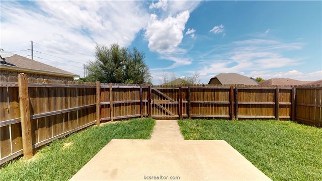 2501 Horse Shoe Drive, College Station, TX 77845
