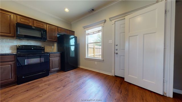 2501 Horse Shoe Drive, College Station, TX 77845