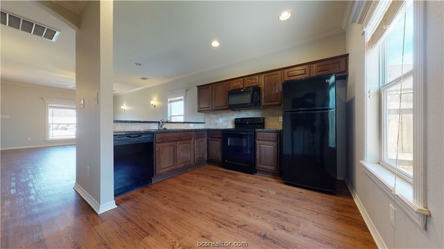 2501 Horse Shoe Drive, College Station, TX 77845