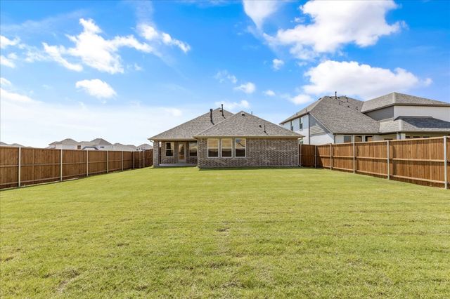 324 Amenduni Lane, Anna, TX 75409