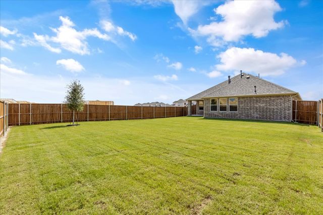 324 Amenduni Lane, Anna, TX 75409