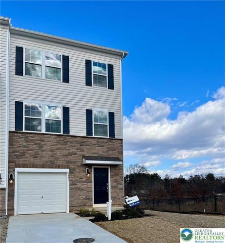 8341 Alexander Court, Upper Macungie Twp, PA 18031