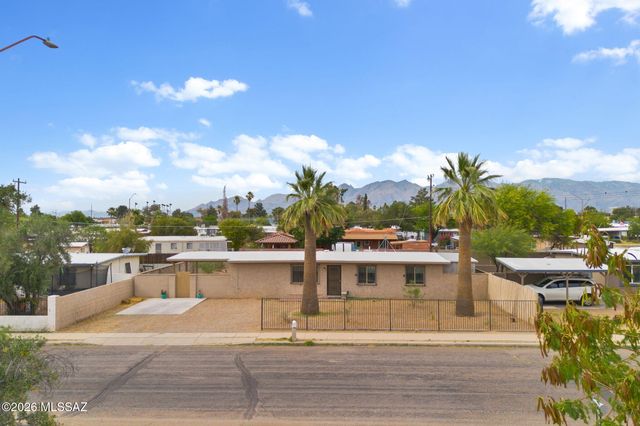 4461 E 32nd Street, Tucson, AZ 85711
