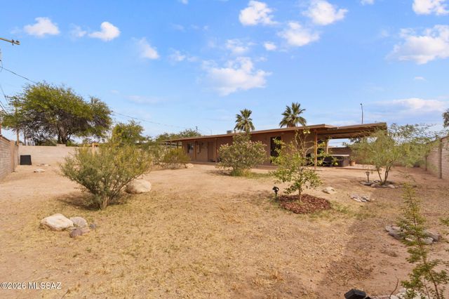 4461 E 32nd Street, Tucson, AZ 85711
