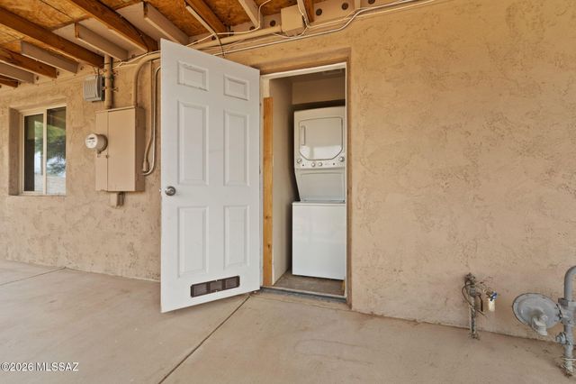 4461 E 32nd Street, Tucson, AZ 85711