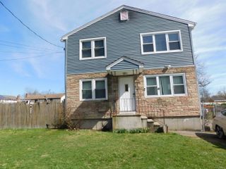 26 Dayton Road, Bridgeport, CT 06606