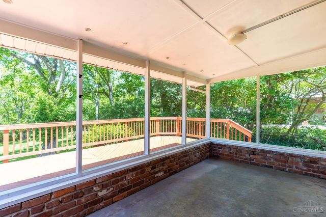 7172 Pfeiffer Road, Montgomery, OH 45242