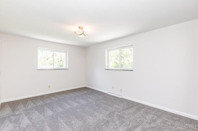 7172 Pfeiffer Road, Montgomery, OH 45242