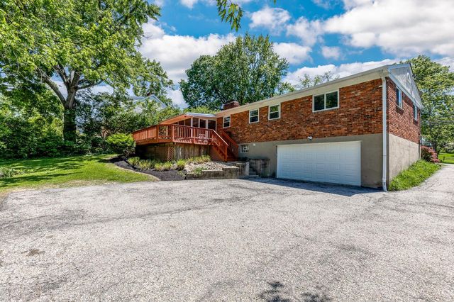 7172 Pfeiffer Road, Montgomery, OH 45242