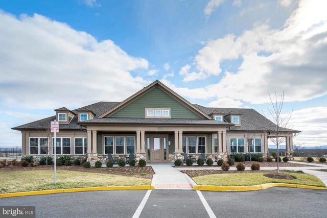 105 CHECKERSPOT, Lake Frederick, VA 22630