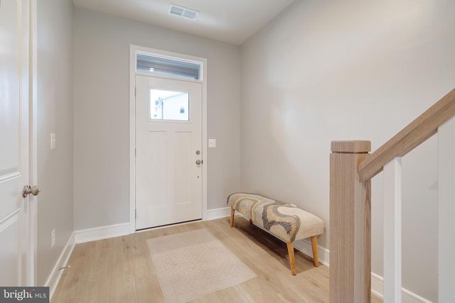 105 CHECKERSPOT, Lake Frederick, VA 22630