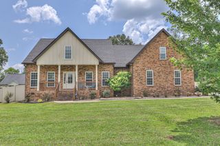 166 Bluegrass Rd, Manchester, TN 37355