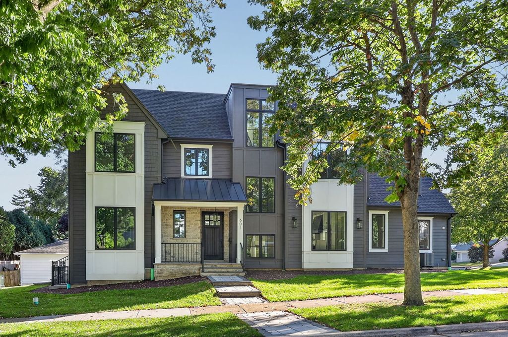 601 S Stough Street, Hinsdale, IL 60521 — exterior