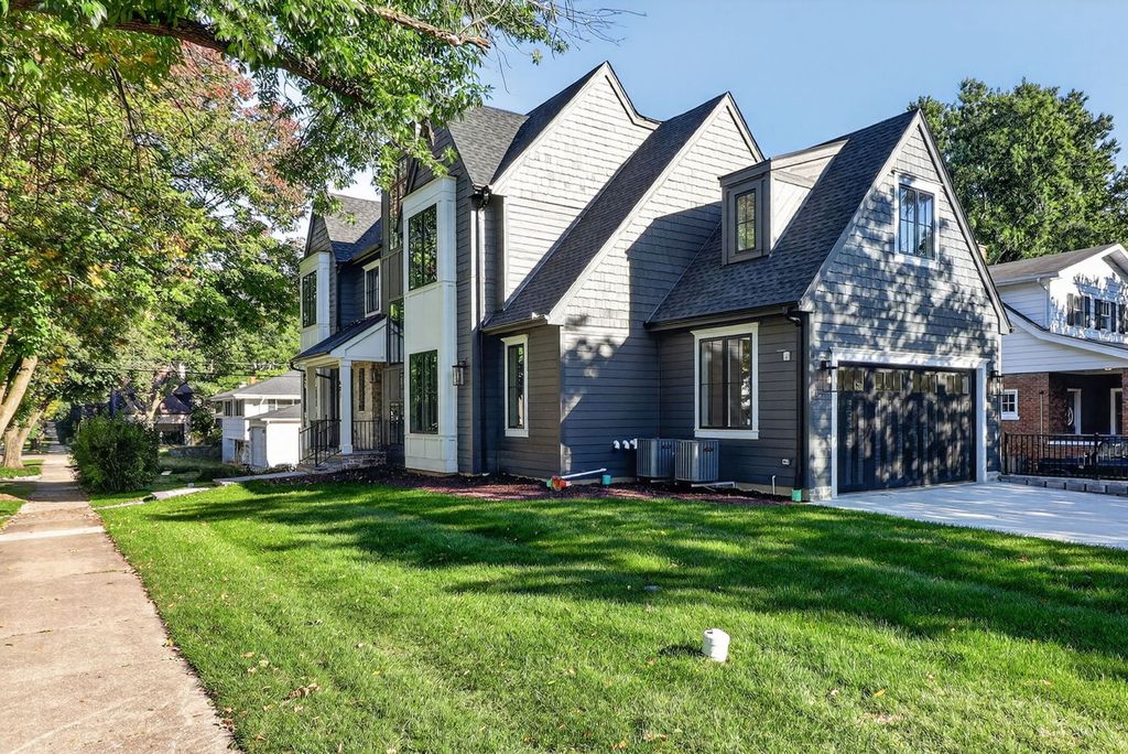 601 S Stough Street, Hinsdale, IL 60521 — photo 2