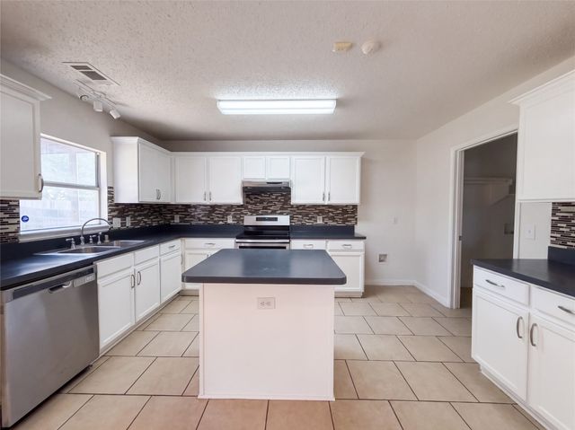 4325 Falcon Drive, Sherman, TX 75092