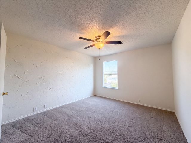 4325 Falcon Drive, Sherman, TX 75092