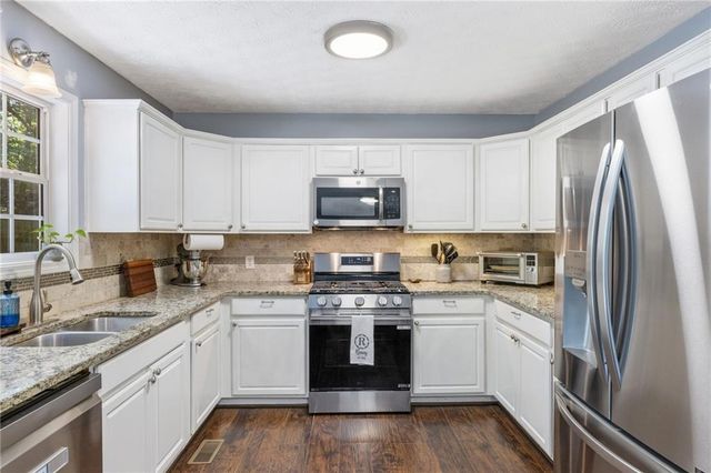 372 Jordan Road, Ball Ground, GA 30107