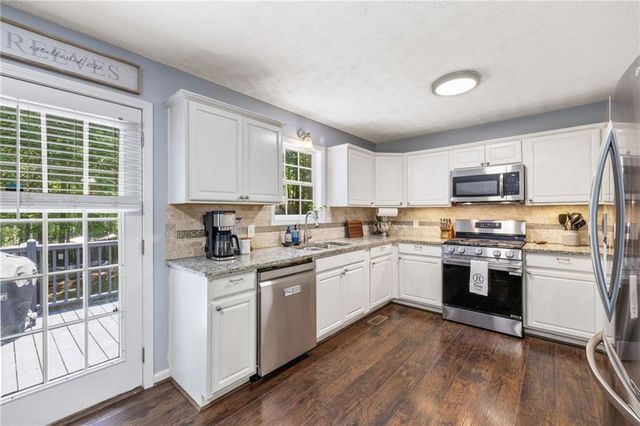 372 Jordan Road, Ball Ground, GA 30107
