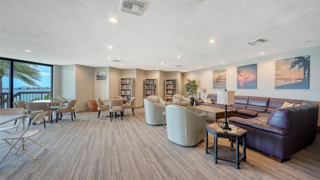 6294 BAHIA DEL MAR CIRCLE 804, St Petersburg, FL 33715