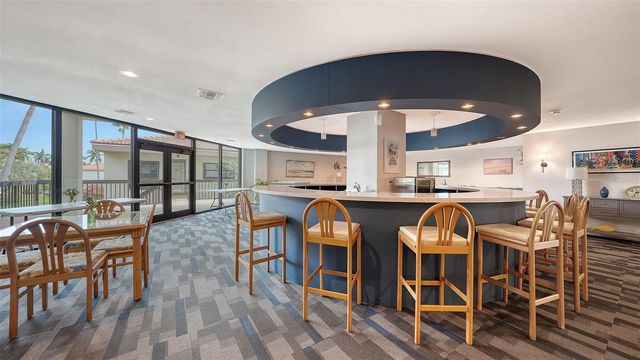 6294 BAHIA DEL MAR CIRCLE 804, St Petersburg, FL 33715