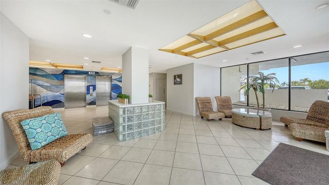 6294 BAHIA DEL MAR CIRCLE 804, St Petersburg, FL 33715