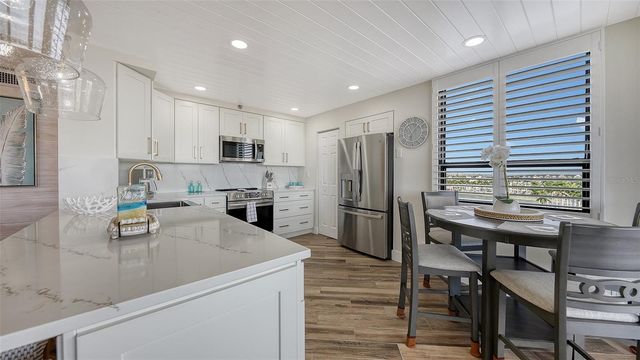 6294 BAHIA DEL MAR CIRCLE 804, St Petersburg, FL 33715