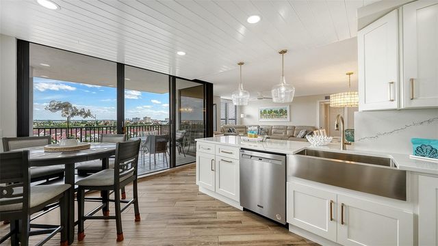 6294 BAHIA DEL MAR CIRCLE 804, St Petersburg, FL 33715