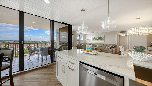 6294 BAHIA DEL MAR CIRCLE 804, St Petersburg, FL 33715